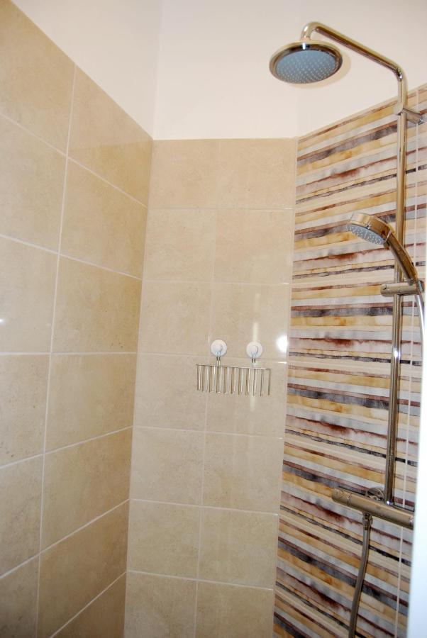 Luxurious Apartment With Balconies In Downtown Bp Будапеща Екстериор снимка